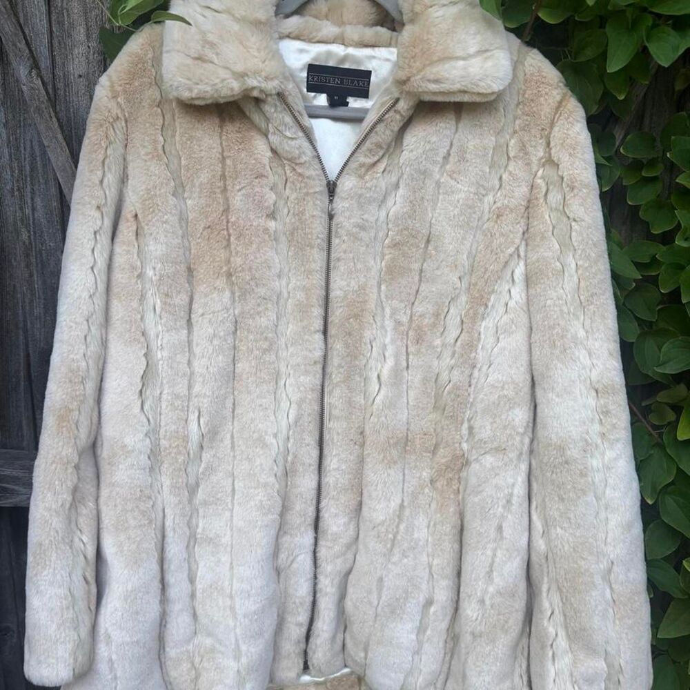 Kristen-blake Women's Cream and Tan Jacket